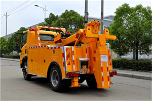 江岸高速路拖车费